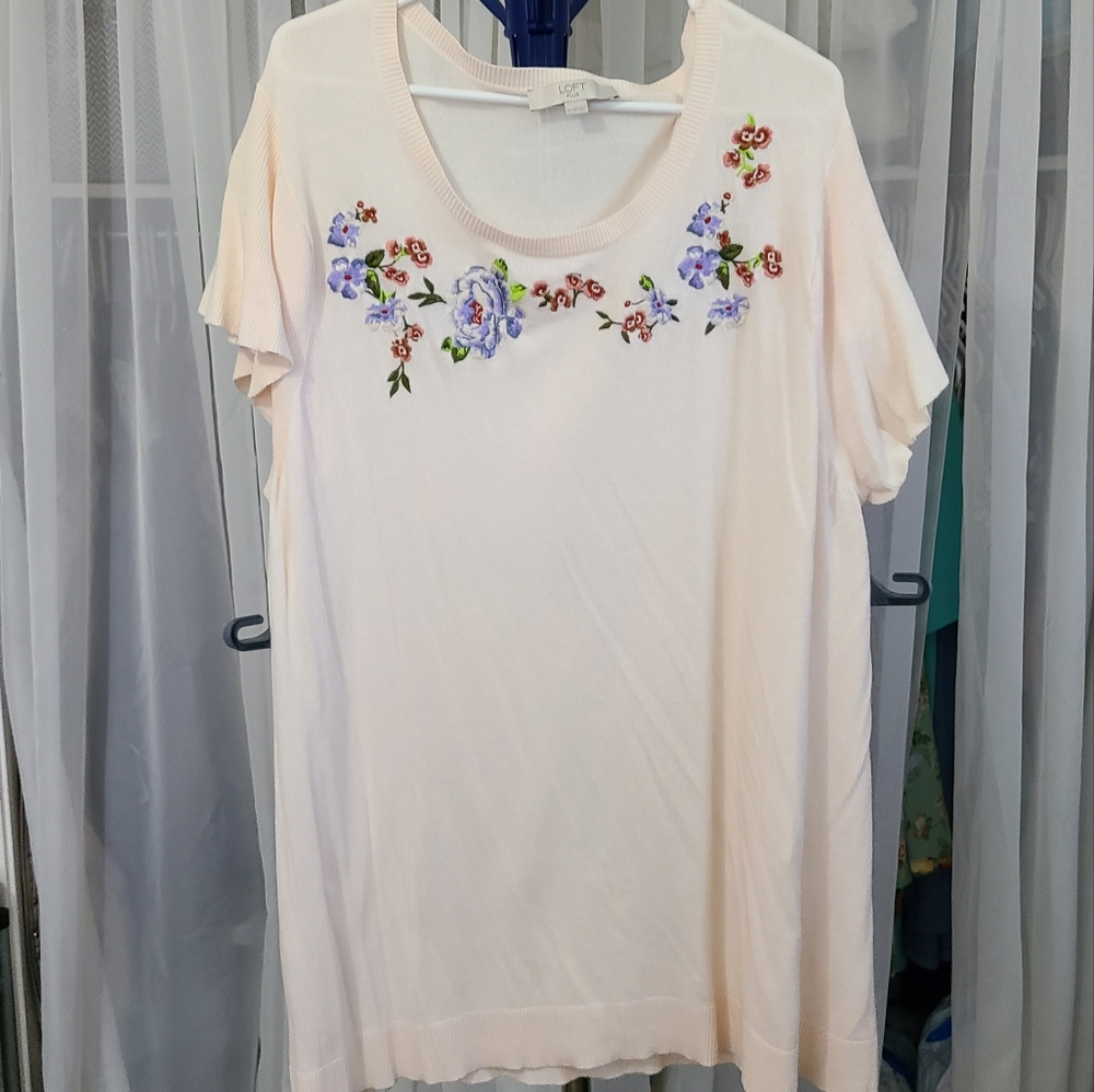 Loft Plus light weight embroidered sweater.